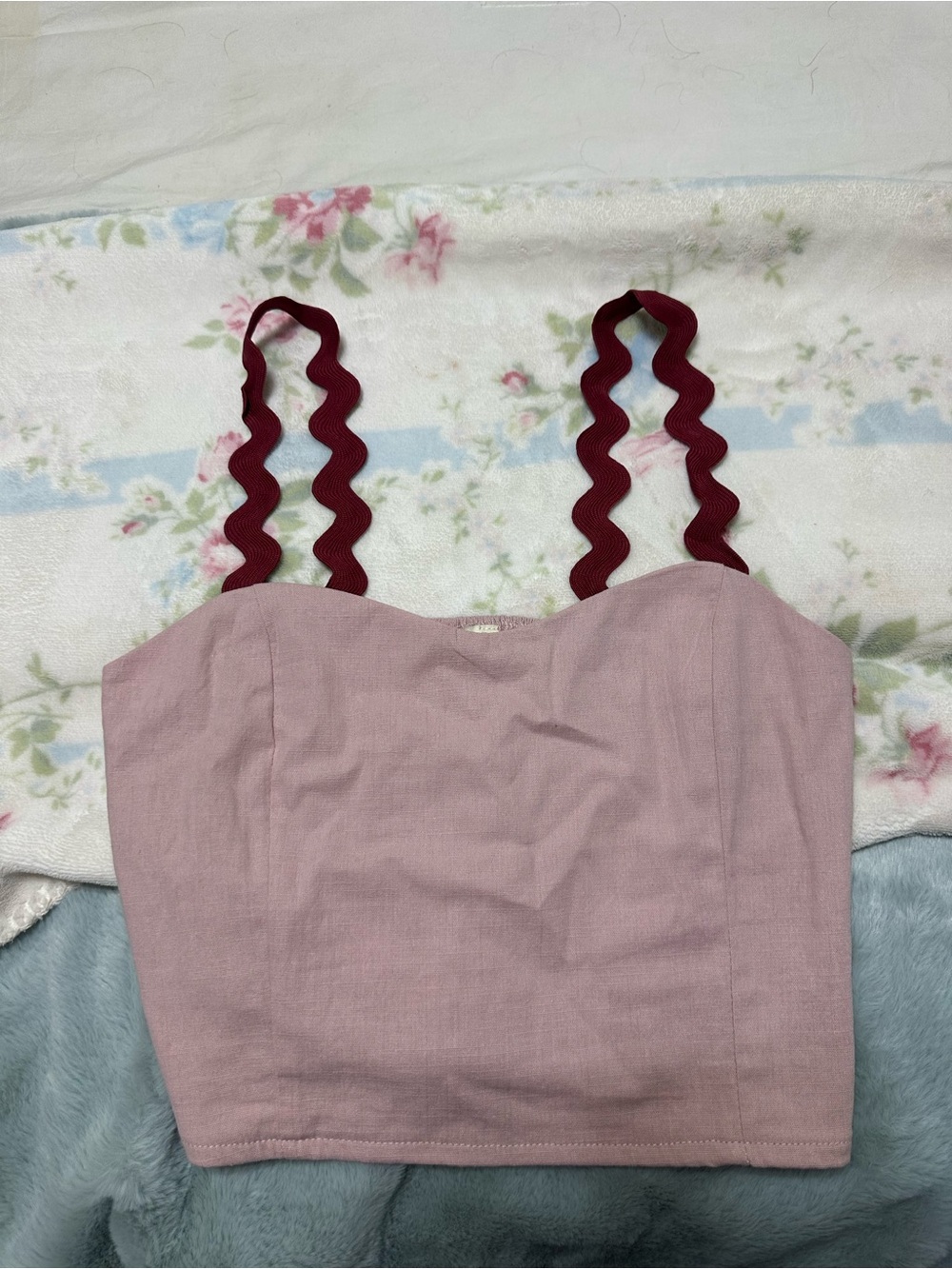 Women's Pink Cropped Tank Top with Wavy Burgundy Straps